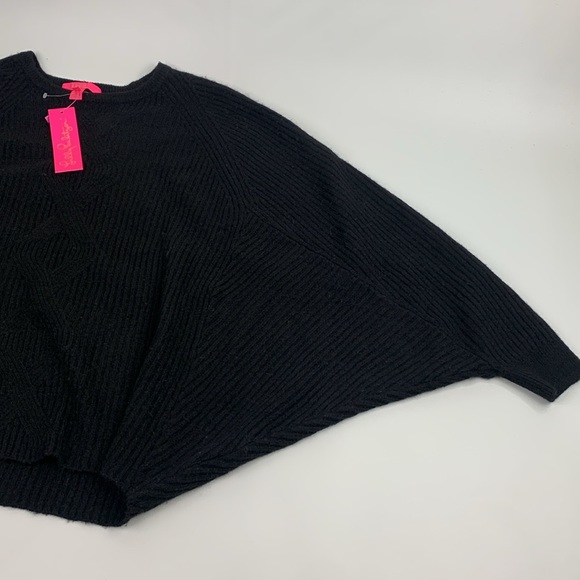 Lilly Pulitzer Black Crew neck crop Sweater  Medium Oversized Wing sleeve NWT - Picture 5 of 13